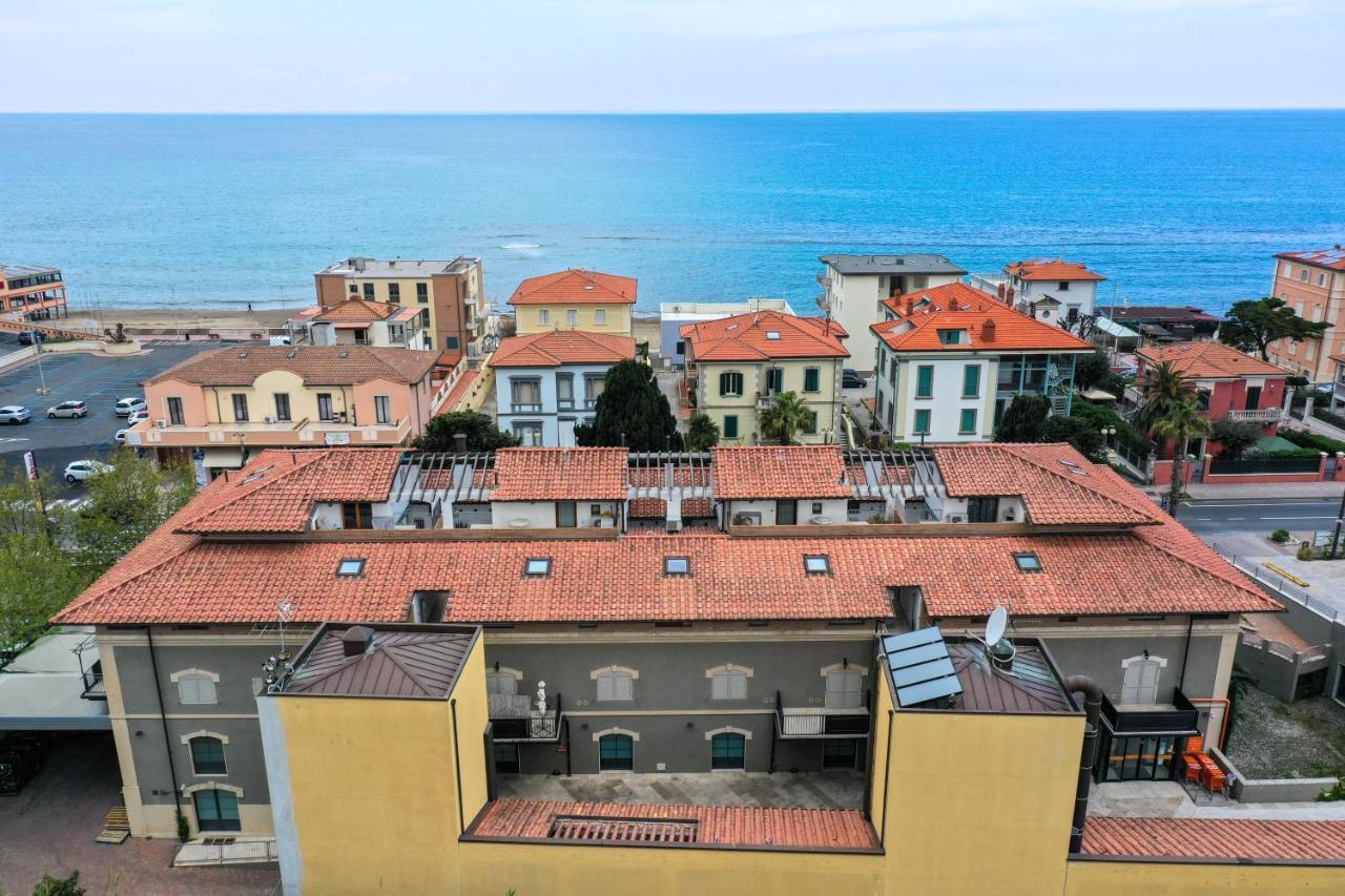 Casa Velia 78Mq A 30 Metri Dal Mare Di San Vincenzo Apartment ภายนอก รูปภาพ